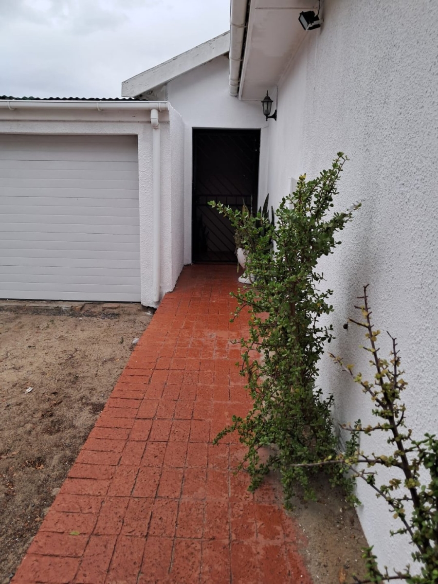 3 Bedroom Property for Sale in Bernadino Heights Western Cape